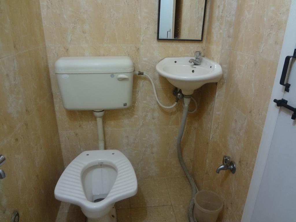 Hotel Rajmandir Pune Bilik gambar